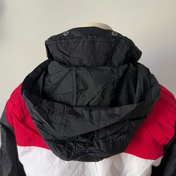 Hollister women’s jacket in black/red/white.               Size S - Picture 7 of 8